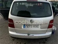 Usado VW Touran Advance 100 CV (73 kW) 2004 Gris / plata Monovolumen
