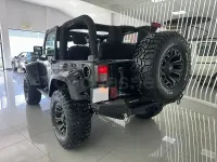 Usado Jeep Wrangler Sahara 200 CV (147 kW) 2017 Negro SUV