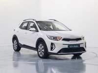 Usado Kia Stonic 84 CV (61 kW) 2024 Blanco SUV