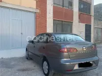 Usado Seat Cordoba Stella 100 CV (73 kW) 2003 Gris / plata Berlina