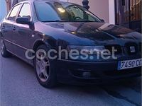 Usado Seat Toledo Sport 105 CV (77 kW) 2004 Negro Berlina