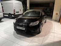 Usado Ford Focus Trend 115 CV (84 kW) 2011 Negro Berlina