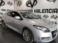 Usado Renault Mégane Dynamique 110 CV (80 kW) 2012 Gris / plata Berlina