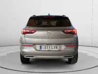 Usado Opel Grandland X Ultimate 130 CV (95 kW) 2022 Gris / plata SUV