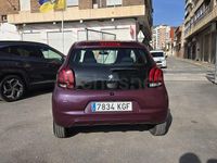 Usado Peugeot 108 Allure 69 CV (50 kW) 2017 Violeta / lila Utilitario