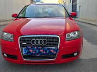 Usado Audi A3 Attraction 140 CV (102 kW) 2006 Rojo Utilitario