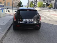 Usado Lancia Delta 120 CV (88 kW) 2010 Negro Utilitario