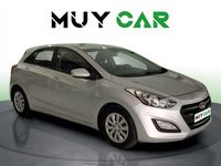 Usado Hyundai i30 101 CV (74 kW) 2016 Gris / plata Berlina