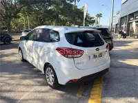 Usado Kia Carens 115 CV (84 kW) 2015 Blanco Monovolumen