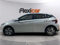 Usado Hyundai i20 84 CV (61 kW) 2024 Gris Utilitario