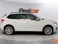 Usado Skoda Kamiq Sport 150 CV (110 kW) 2021 Blanco SUV
