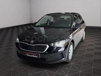 Usado Skoda Scala Active 95 CV (69 kW) 2021 Negro Utilitario