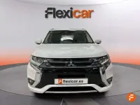 Usado Mitsubishi Outlander P-HEV 203 CV (149 kW) 2017 Blanco SUV