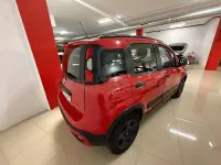 Usado Fiat Panda Cross Cross 69 CV (50 kW) 2020 Rojo Utilitario