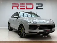 Usado Porsche Cayenne E-Hybrid Platinum Edition 462 CV (339 kW) 2022 Gris SUV
