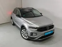 Usado VW T-Roc Life 110 CV (80 kW) 2022 Gris / plata SUV