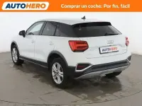 Begagnad Audi Q2 Advanced 150 HK (110 kW) 2023 Vit SUV