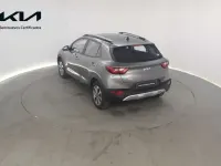 Usado Kia Stonic 101 CV (74 kW) 2025 Gris SUV