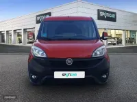 Usado Fiat Doblò 105 CV (77 kW) 2017 Rojo Monovolumen