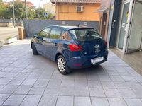 Usado Seat Ibiza Style 105 CV (77 kW) 2017 Azul Utilitario