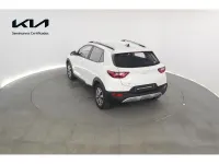 Usado Kia Stonic 101 HP (74 kW) 2025 Branco SUV