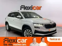 Usado Skoda Karoq Selection 150 CV (110 kW) 2024 Blanco SUV