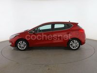 Usado Kia Ceed 101 CV (74 kW) 2015 Rojo Utilitario