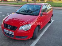 Usado VW Polo Highline 100 CV (73 kW) 2006 Rojo Utilitario