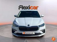 Usado Skoda Scala Selection 116 CV (85 kW) 2025 Blanco Utilitario