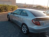 Usado Mercedes C200 Sport Edition 122 CV (89 kW) 2005 Gris / plata Berlina