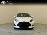 Usado Toyota Yaris 125 CV (91 kW) 2023 Blanco Utilitario