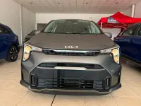 Usado Kia Picanto 63 CV (46 kW) 2025 Gris / plata Utilitario
