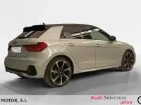 Usado Audi A1 Sportback Black Edition 116 CV (85 kW) 2024 Gris Utilitario