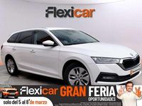 Usado Skoda Octavia Ambition 116 CV (85 kW) 2023 Blanco Familiar