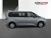 Usado VW Multivan 150 CV (110 kW) 2024 Plateado Monovolumen