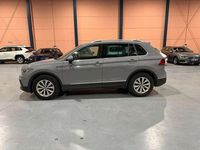 Usado VW Tiguan Life 150 CV (110 kW) 2022 Gris / plata SUV