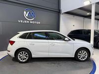 Usado Skoda Scala Active 110 CV (80 kW) 2021 Blanco Utilitario
