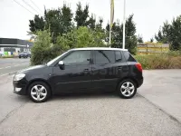 Usado Skoda Fabia Ambition 75 CV (55 kW) 2012 Negro Berlina