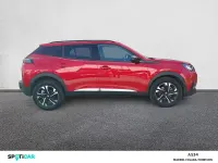 Usado Peugeot 2008 Allure 130 CV (95 kW) 2022 Rojo SUV
