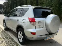 Usado Toyota RAV4 Sol 150 CV (110 kW) 2006 Gris / plata SUV