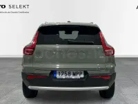 Usado Volvo XC40 Core 163 CV (119 kW) 2024 Verde SUV