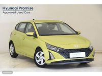 Usado Hyundai i20 84 CV (61 kW) 2024 Verde Berlina