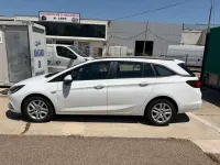 Usado Opel Astra Dynamic 160 CV (117 kW) 2017 Blanco Utilitario