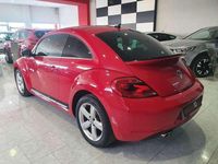 Usado VW Beetle Design 140 CV (102 kW) 2013 Rojo Utilitario