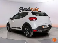 Usado Dacia Sandero Expression 101 CV (74 kW) 2025 Blanco Berlina