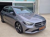 Usado Mercedes B180 116 CV (85 kW) 2021 Gris / plata Monovolumen