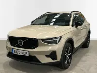 Usado Volvo XC40 Plus 163 CV (119 kW) 2025 Beige SUV
