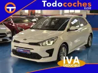 Usado Kia Rio 84 CV (61 kW) 2022 Blanco Berlina