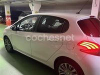 Usado Peugeot 208 Active 75 CV (55 kW) 2017 Blanco Utilitario