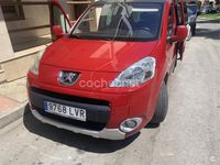 Usado Peugeot Partner Tepee Outdoor 110 CV (80 kW) 2009 Rojo Monovolumen